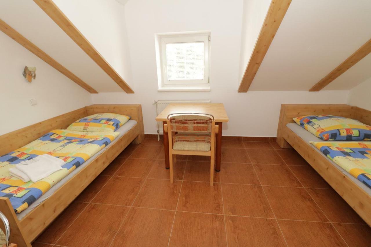 Penzion Hurka Hotel Dolni Libchavy Luaran gambar