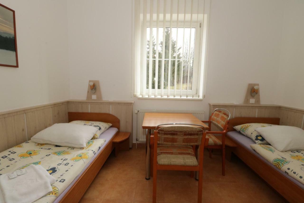Penzion Hurka Hotel Dolni Libchavy Luaran gambar
