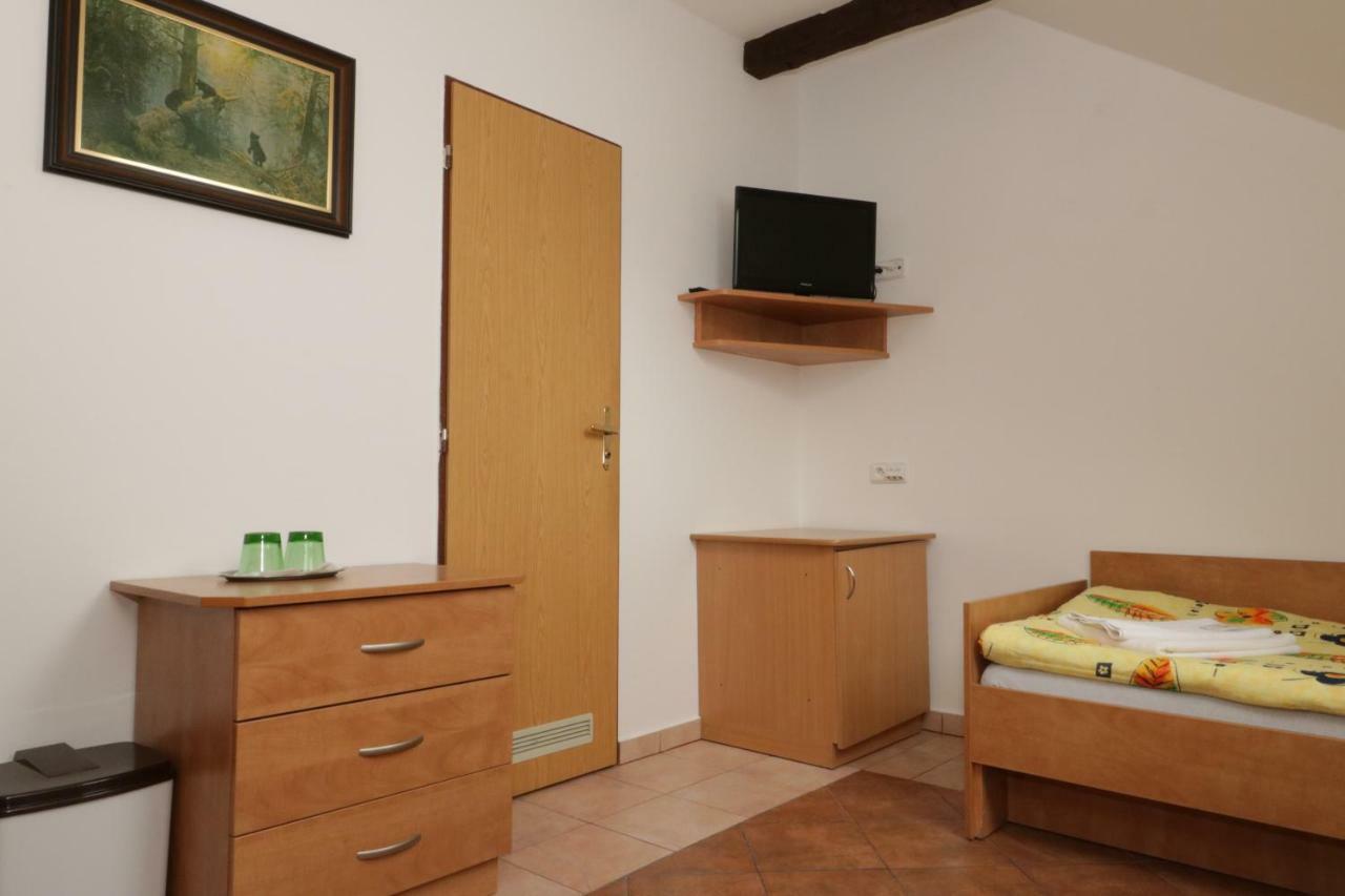 Penzion Hurka Hotel Dolni Libchavy Luaran gambar
